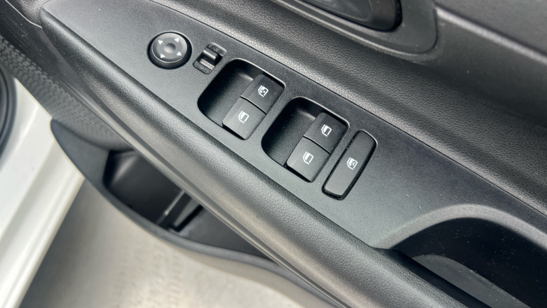 Hyundai i20 1.0T GDi 48V MHD SE Connect 5dr Petrol Hatchback